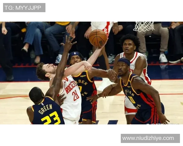 18火箭与勇士季后赛激战回顾球迷心中的经典对决与传奇瞬间