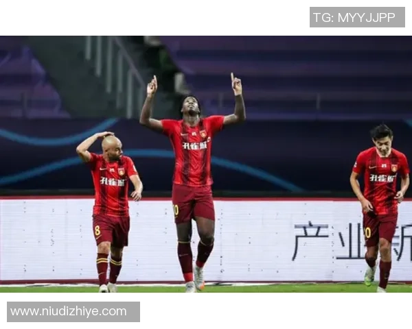 天海与恒大激战正酣比分胶着谁能在赛场上笑到最后 天海与恒大激战正酣比分胶着谁能在赛场上笑到最后