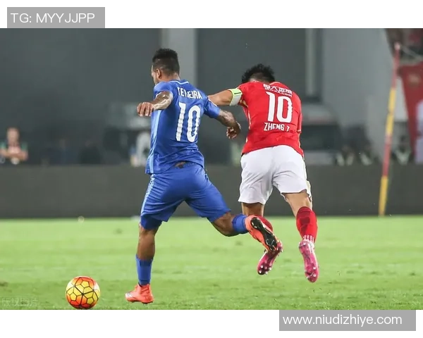 恒大与苏宁激战正酣5月19日精彩对决引发球迷热议 恒大与苏宁激战正酣5月19日精彩对决引发球迷热议